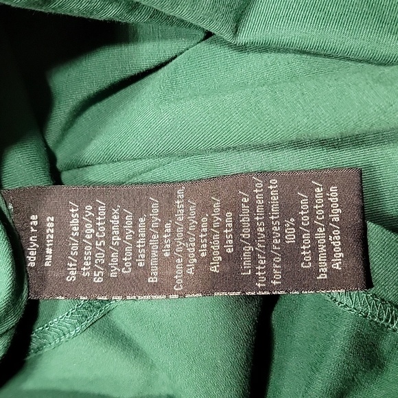 Chandi & Lia Size M Green Diagonal Ponte Fit & Flare Dress w/ Peek-a-boo Cutout - Picture 15 of 16